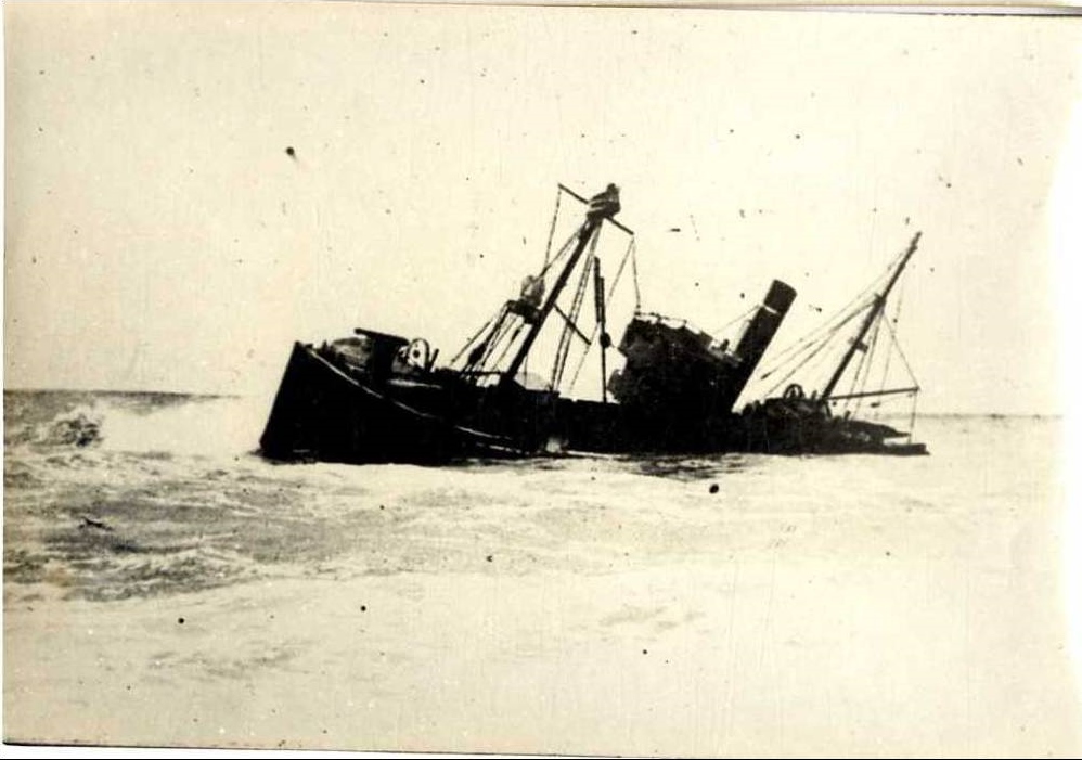 Calais 14 18 bateau torpille pres de calais
